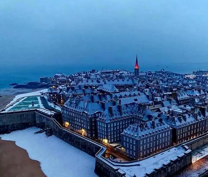 Chambre D'Hotes Avec Petit Dejeuner Compris A Mégrit Eksteriør billede